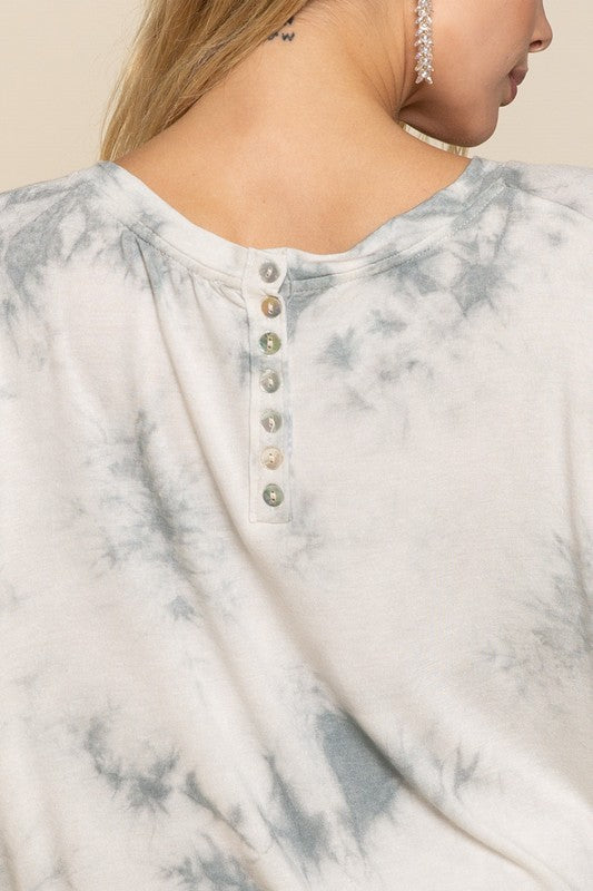 Cloudy Skies Top - LinnysBoutique